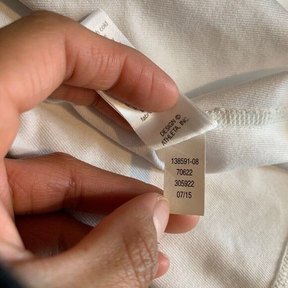 Athleta T Shirt Womens S Small White Gray Running Wild Crew Raglan Sleeve Tee - Picture 10 of 12